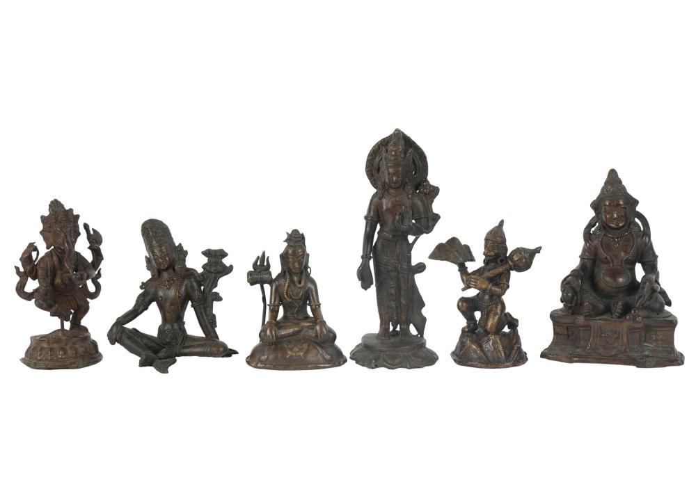 GROUP OF TIBETAN BRONZE FIGURESGroup 3b5041