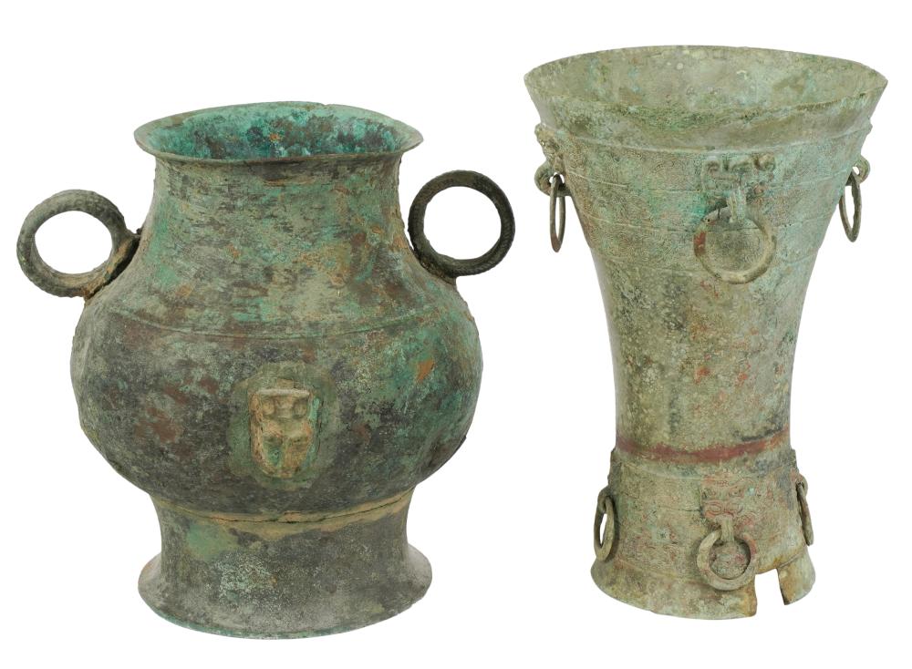 TWO ARCHAIC VESSELSTwo Archaic Vessels,