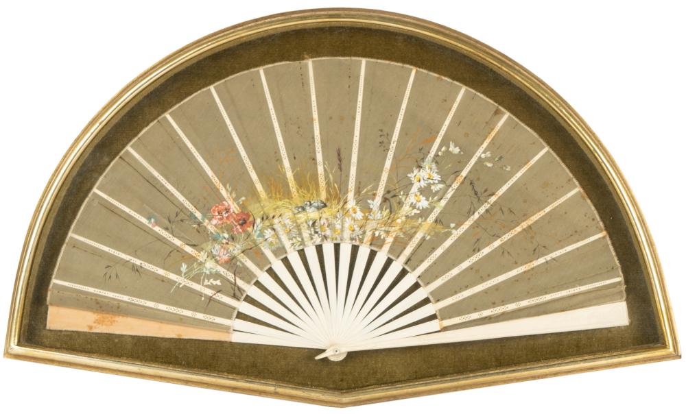 CHINESE FRAMED FAN IN CASEChinese 3b51e6