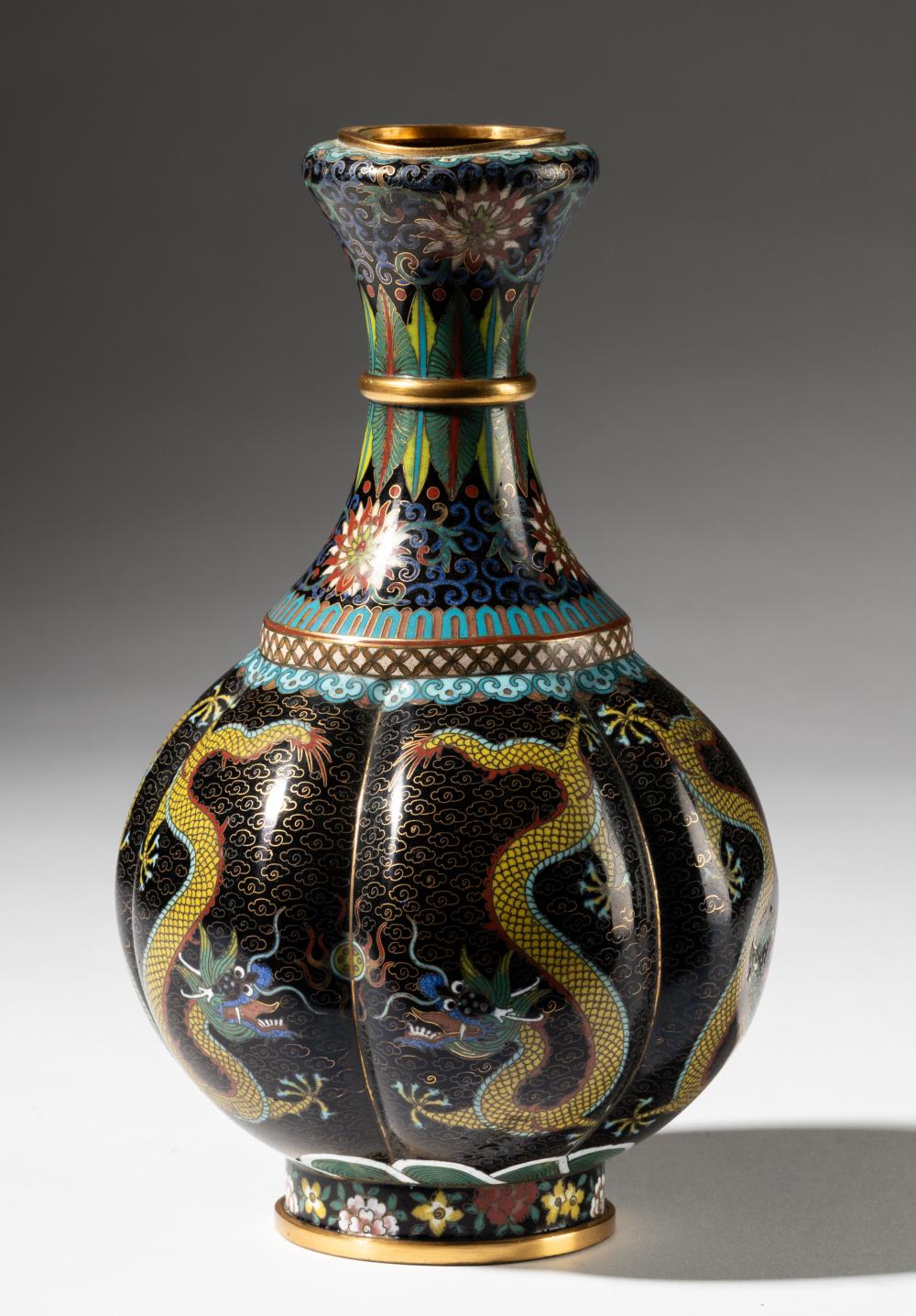 CHINESE CLOISONNE VASEChinese Cloisonne