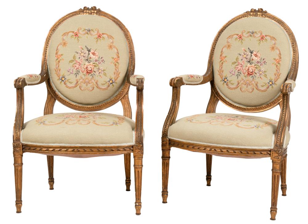 PAIR OF LOUIS XVI STYLE GILTWOOD 3b544c