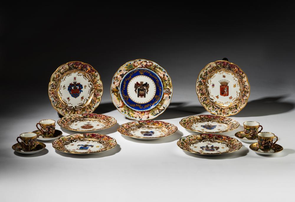 SET OF CAPODIMONTE ARMORIAL PORCELAINSet