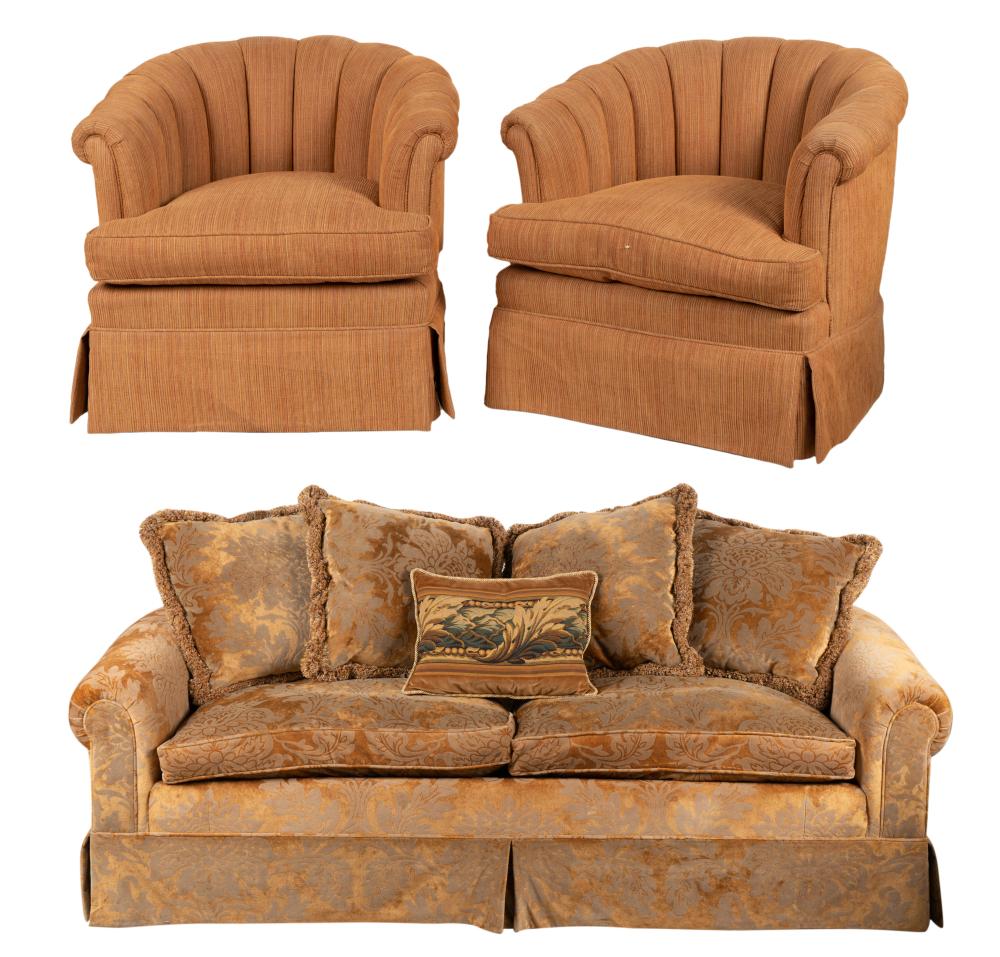 UPHOLSTERED SOFA AND TWO ARMCHAIRSUpholstered 3b567c