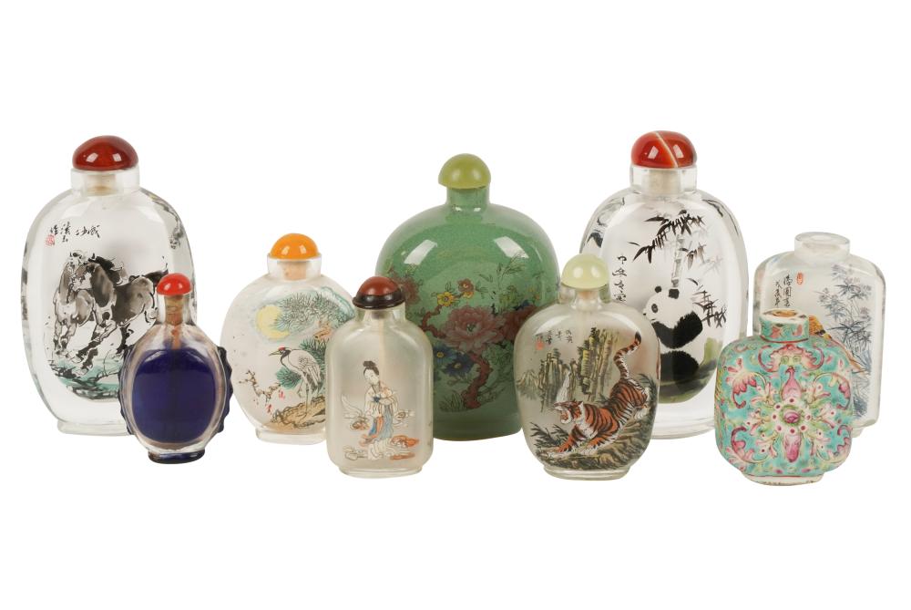 COLLECTION OF CHINESE SNUFF BOTTLESCollection 3b56d4