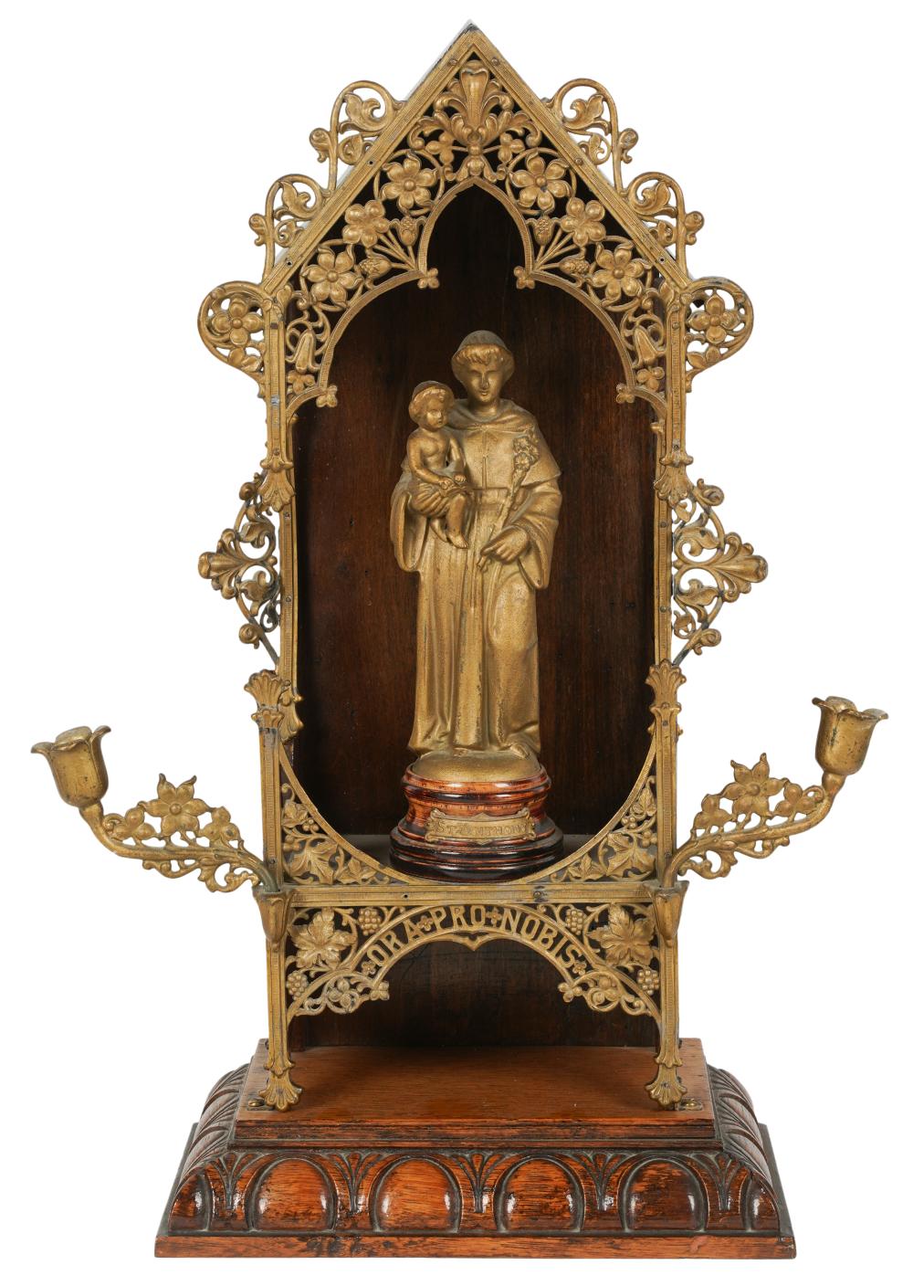 CONTINENTAL CARVED OAK AND GILT 3b5849