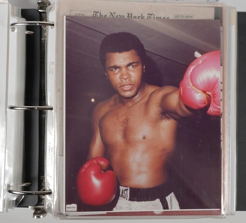 BOXING AUTOGRAPHS AND PHOTOS BINDERCollection 3b5873