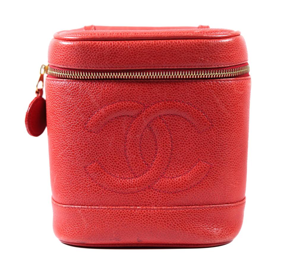 CHANEL RED CAVIAR LEATHER VANITY