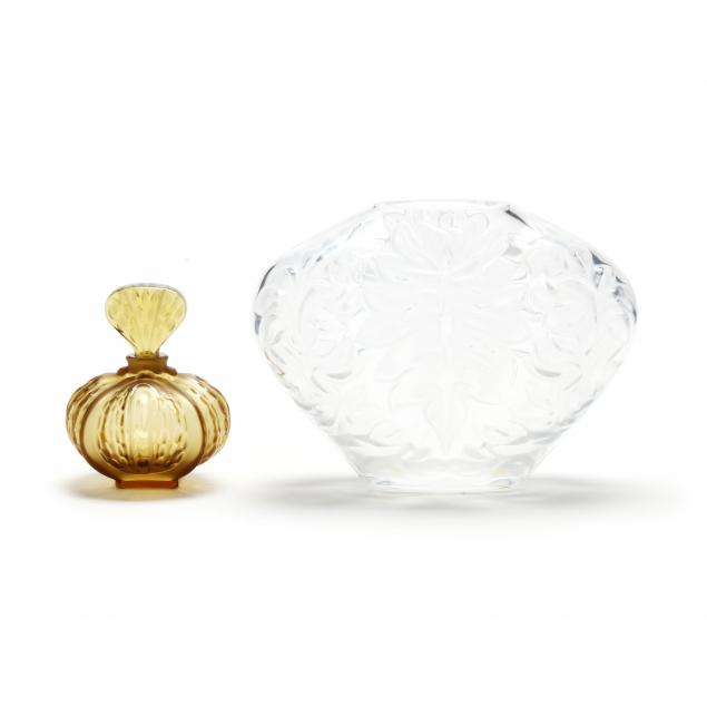LALIQUE CRYSTAL VASE AND PERFUME 3b3441