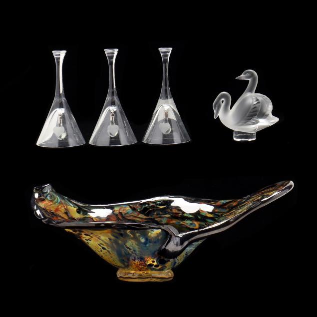 FIVE PIECES OF CRYSTAL AND GLASS  3b3454