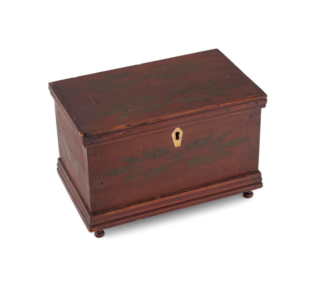 MINIATURE BLANKET CHEST PENNSYLVANIA  3b35d1