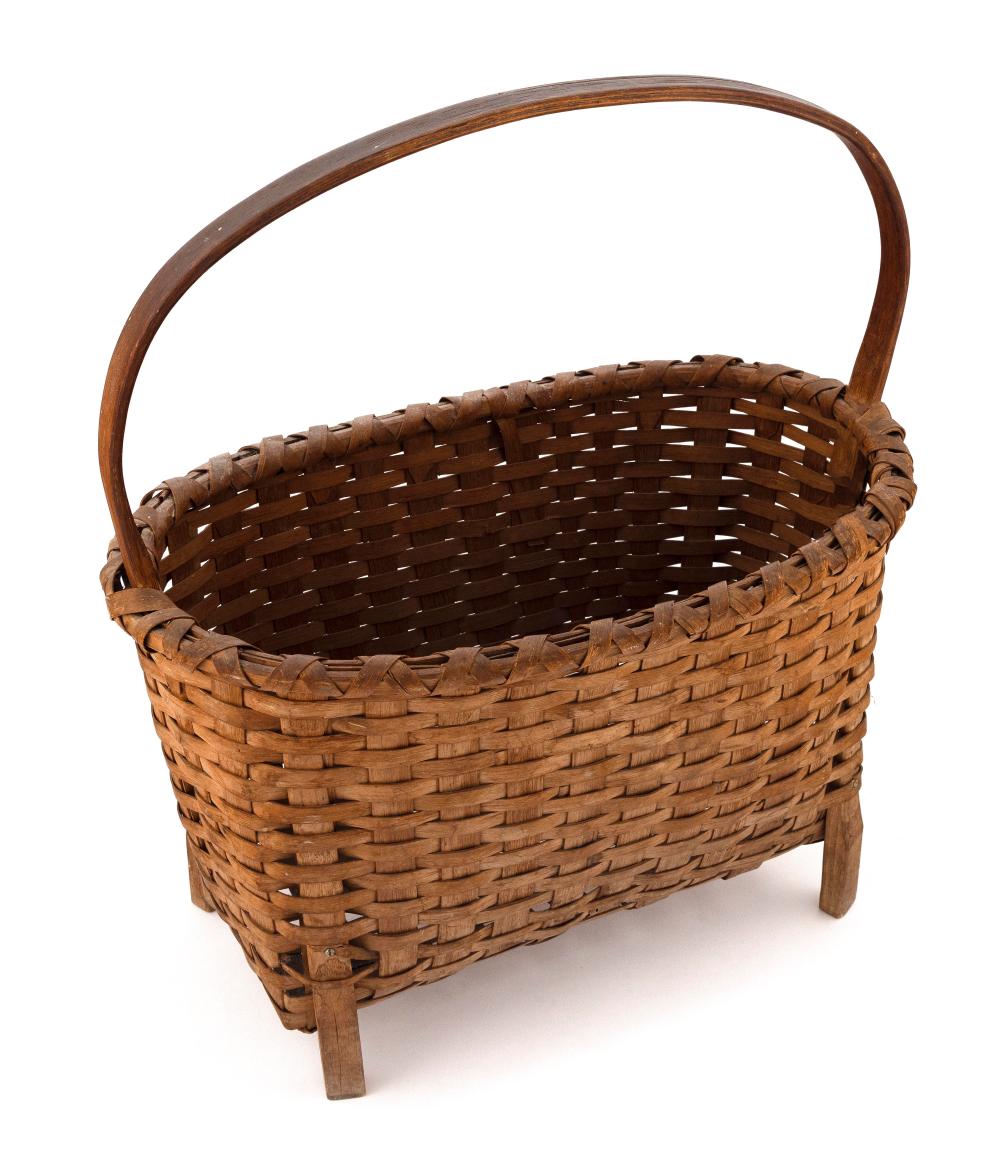 NEW ENGLAND HANDLED SPLINT BASKET