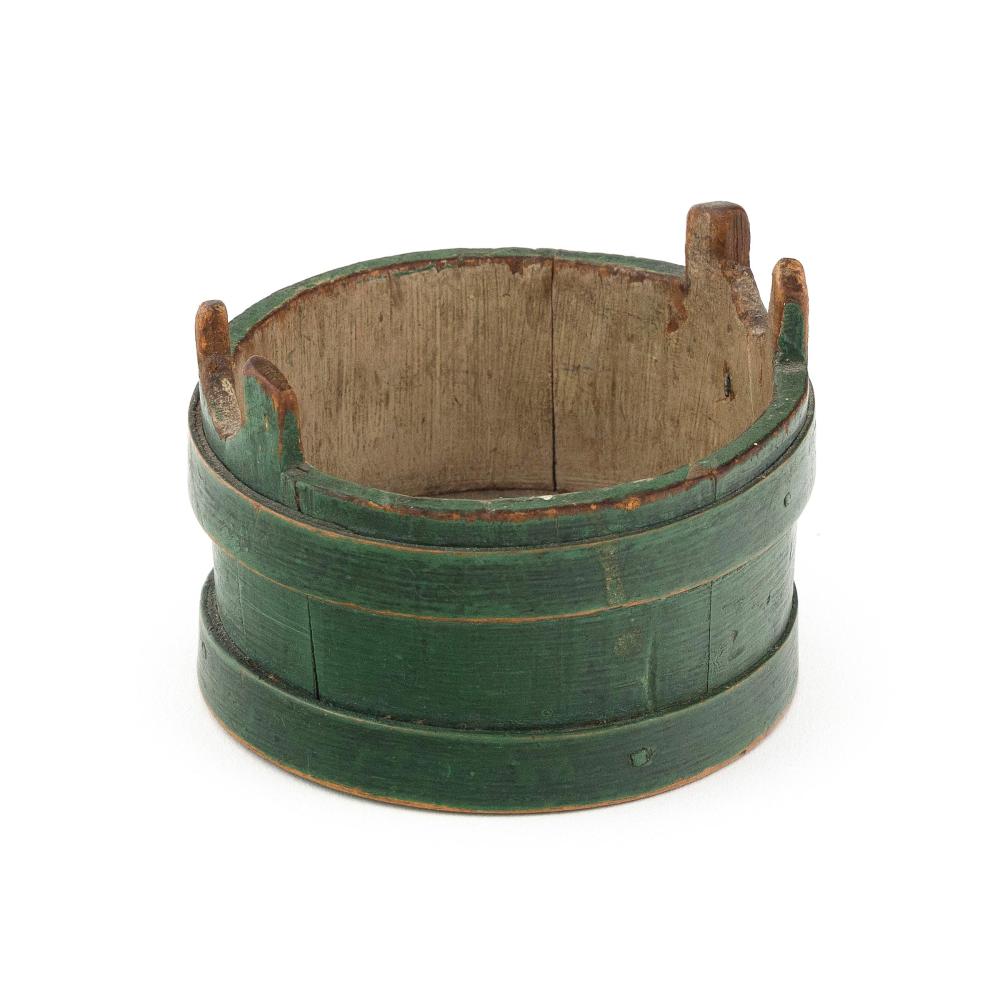 MINIATURE BUCKET PROBABLY HINGHAM 3b363e