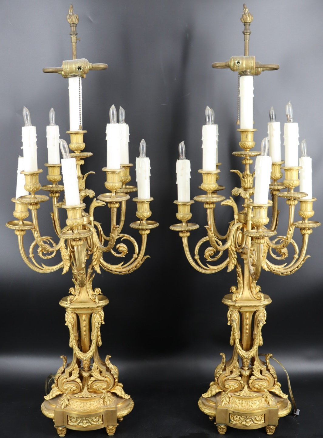 A FINE ANTIQUE PAIR OF GILT BRONZE