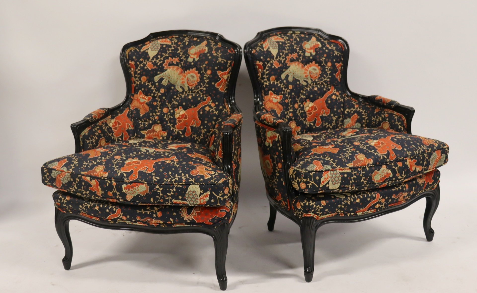 AN ANTIQUE PAIR OF LOUIS XV STYLE 3b37eb