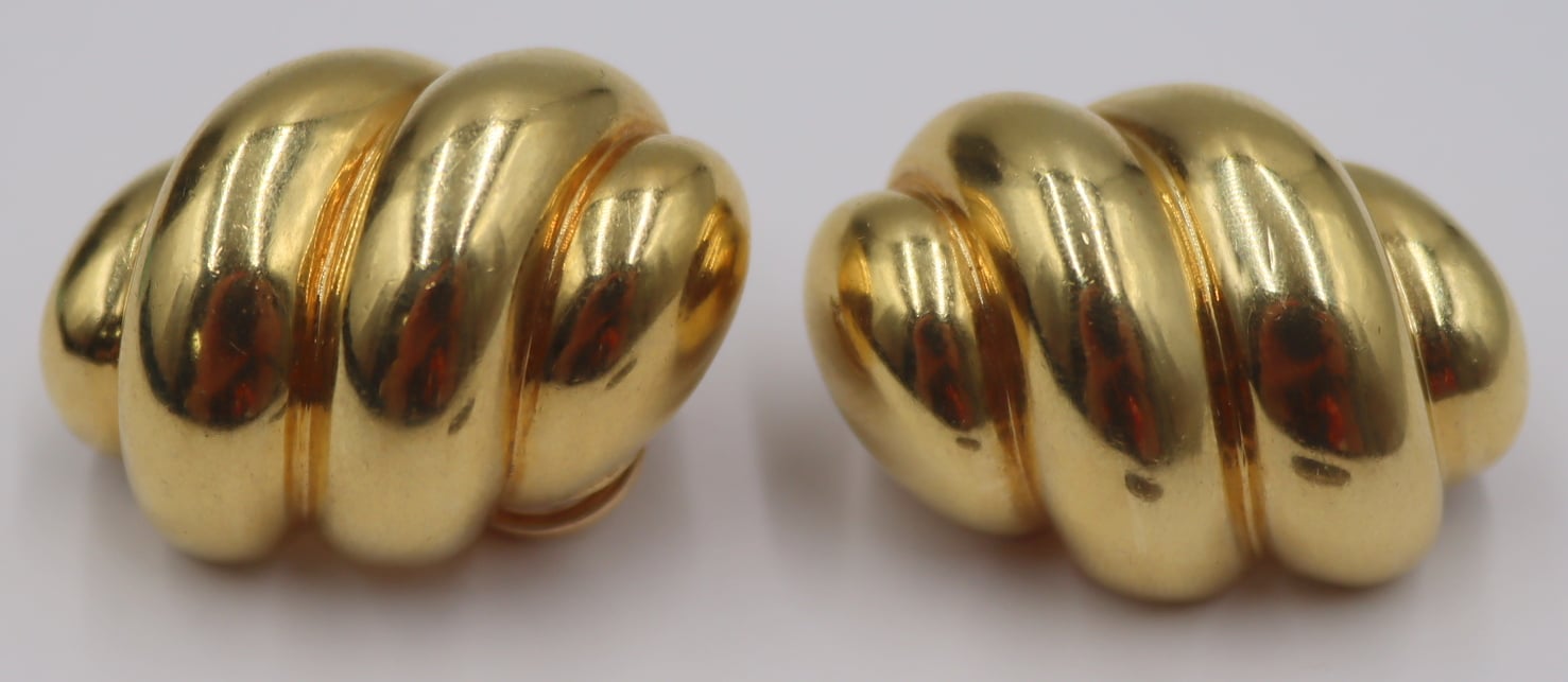JEWELRY PAIR OF 18KT GOLD RIBBED 3b387a