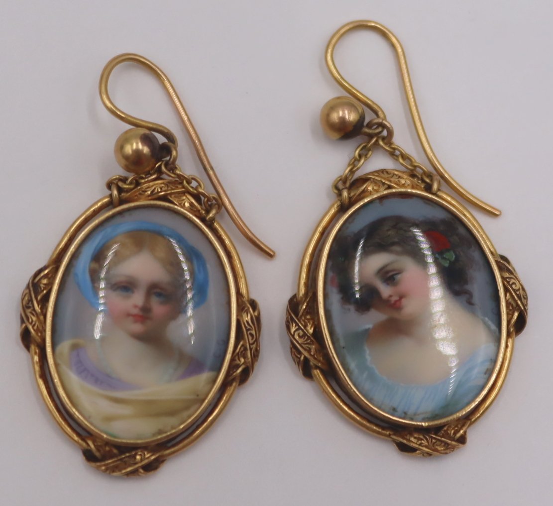 JEWELRY PAIR OF CONTINENTAL 18KT 3b3889