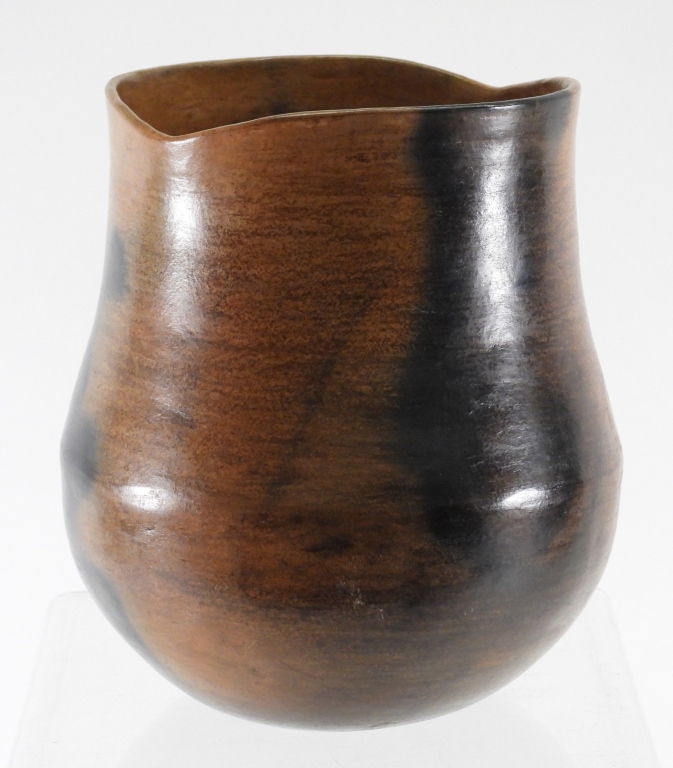 SUE A. WILLIAMS CURVED RIM POTTERY VESSEL