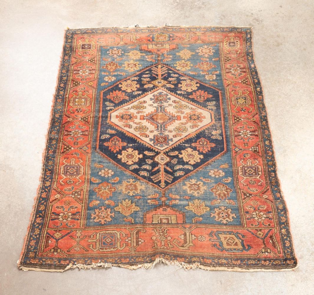 HAND KNOTTED WOOL PERSIAN TRIBAL 3b3e89