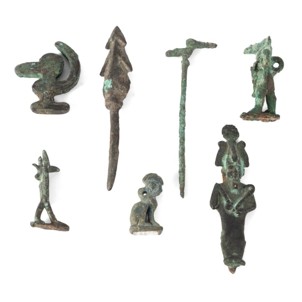 7PCS ANCIENT BRONZE MINIATURES  3b3f46