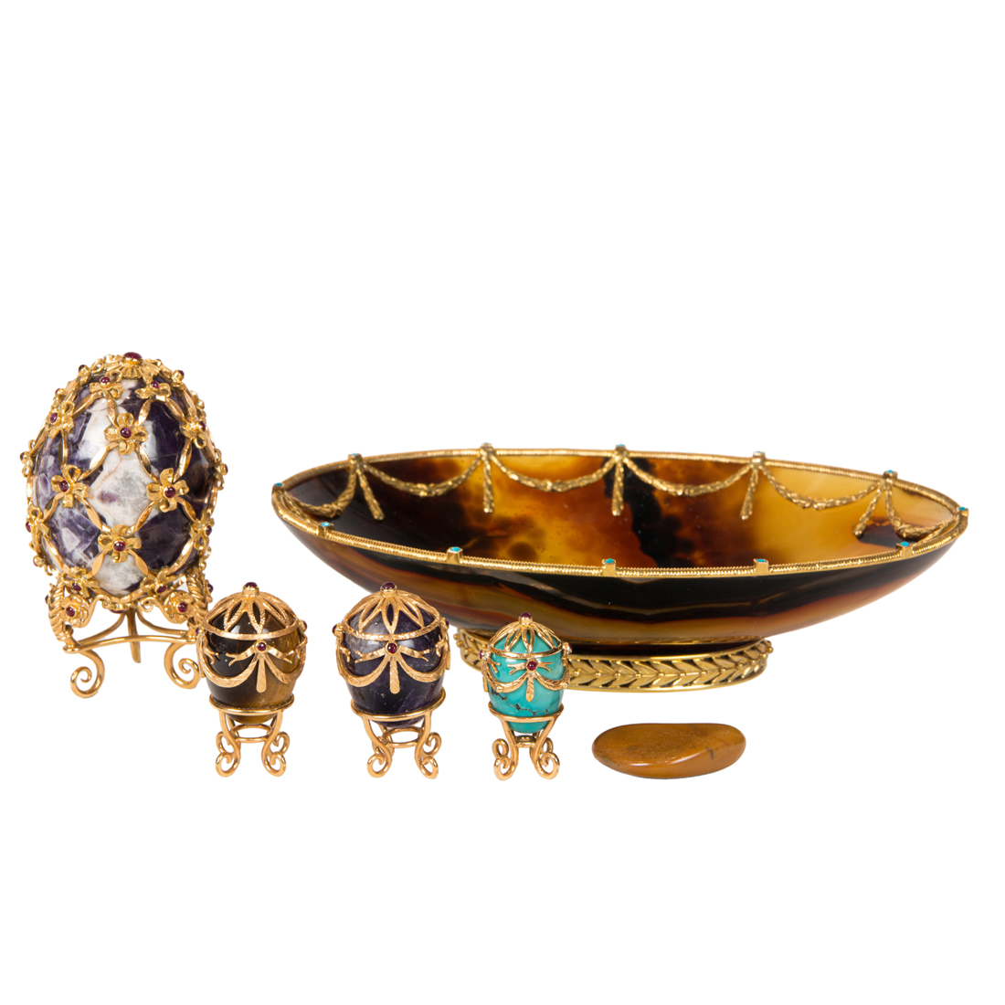 A FABERGE STYLE GILT METAL AGATE BOWL