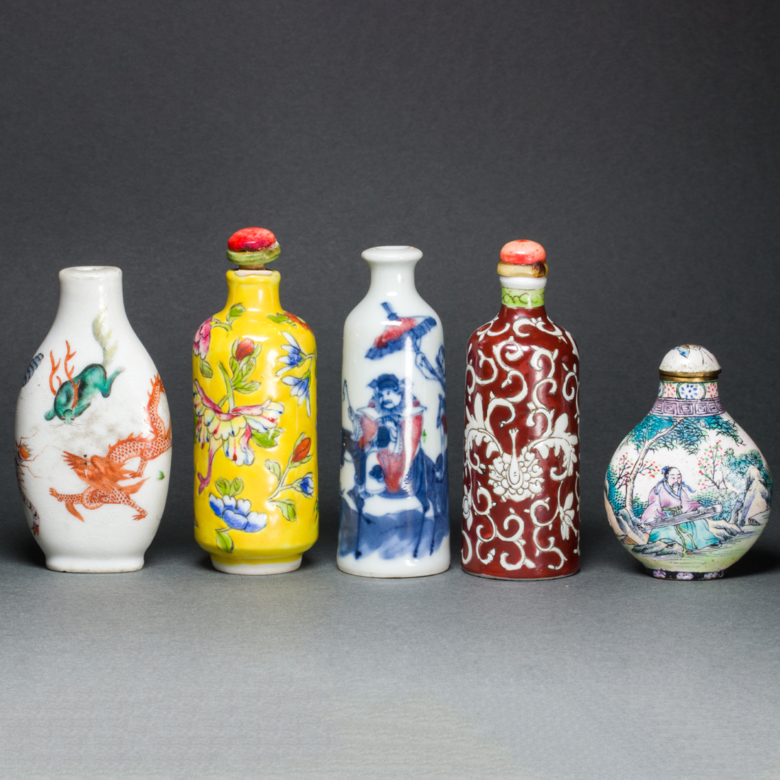 (LOT OF 5) CHINESE SNUFF BOTTLES