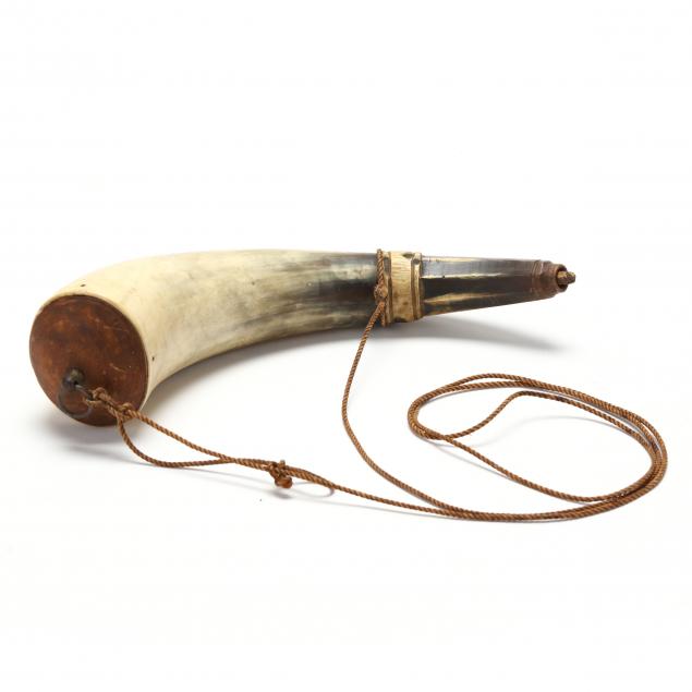 AN ANTIQUE POWDER HORN 19th century  3b6c51