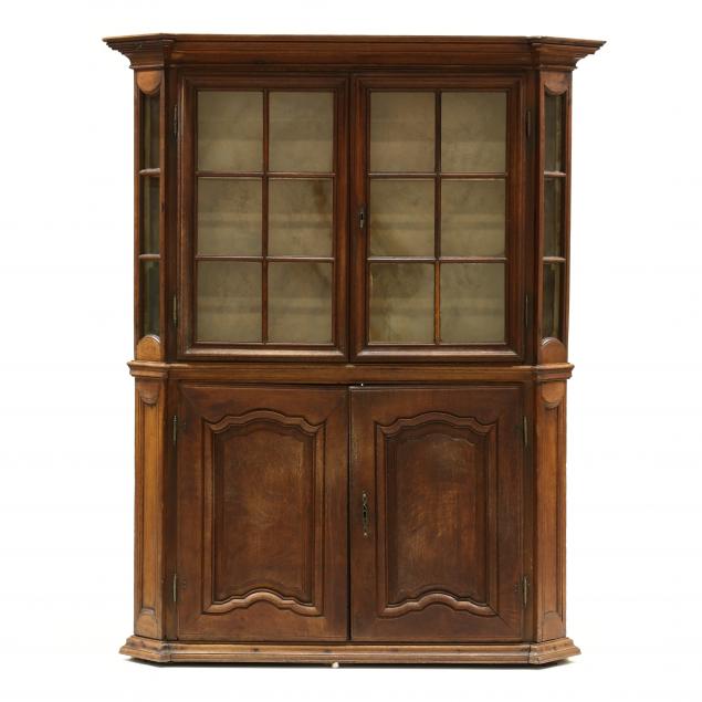 ANTIQUE CONTINENTAL OAK CHINA CUPBOARD