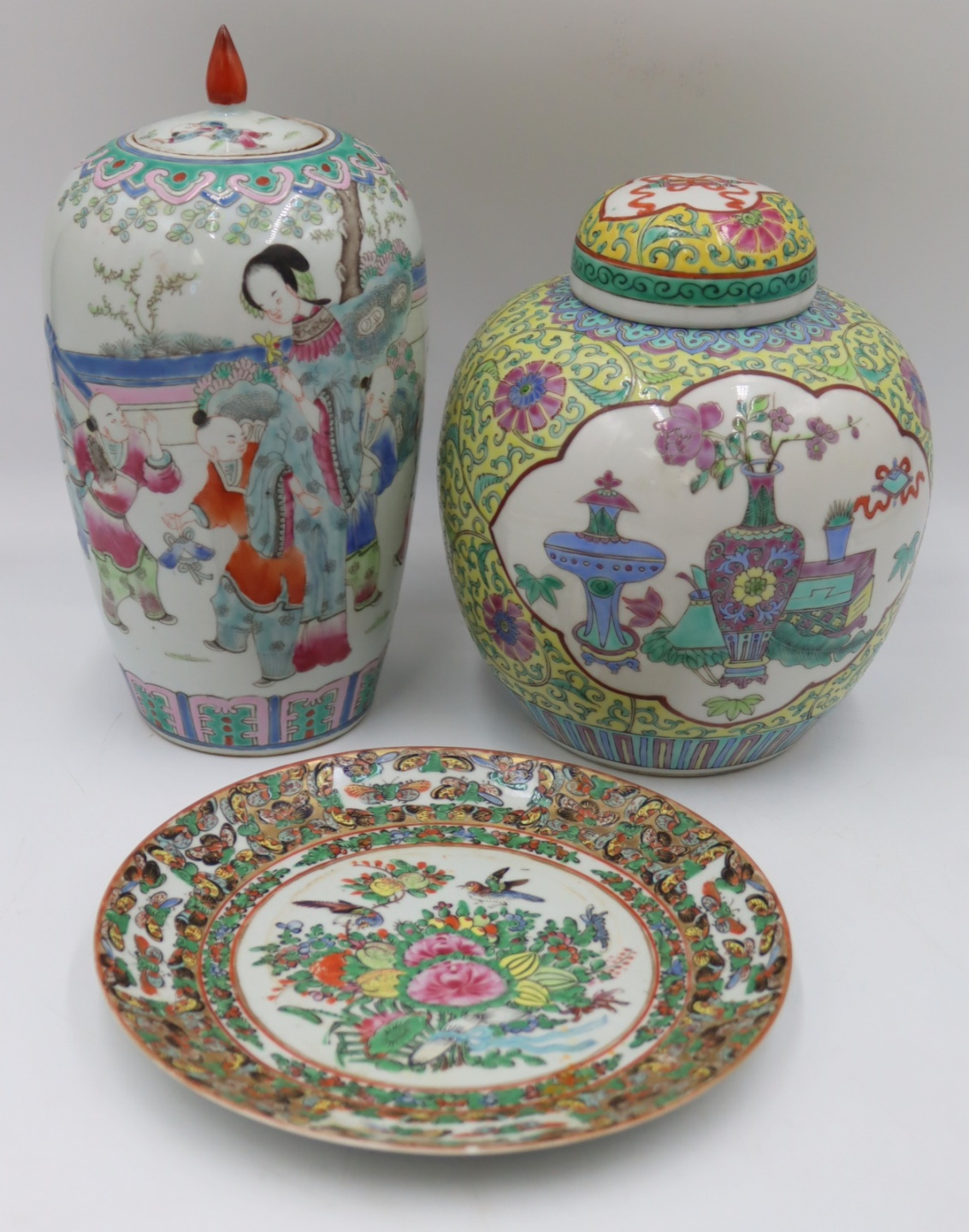 COLLECTION OF CHINESE PORCELAINS. Includes