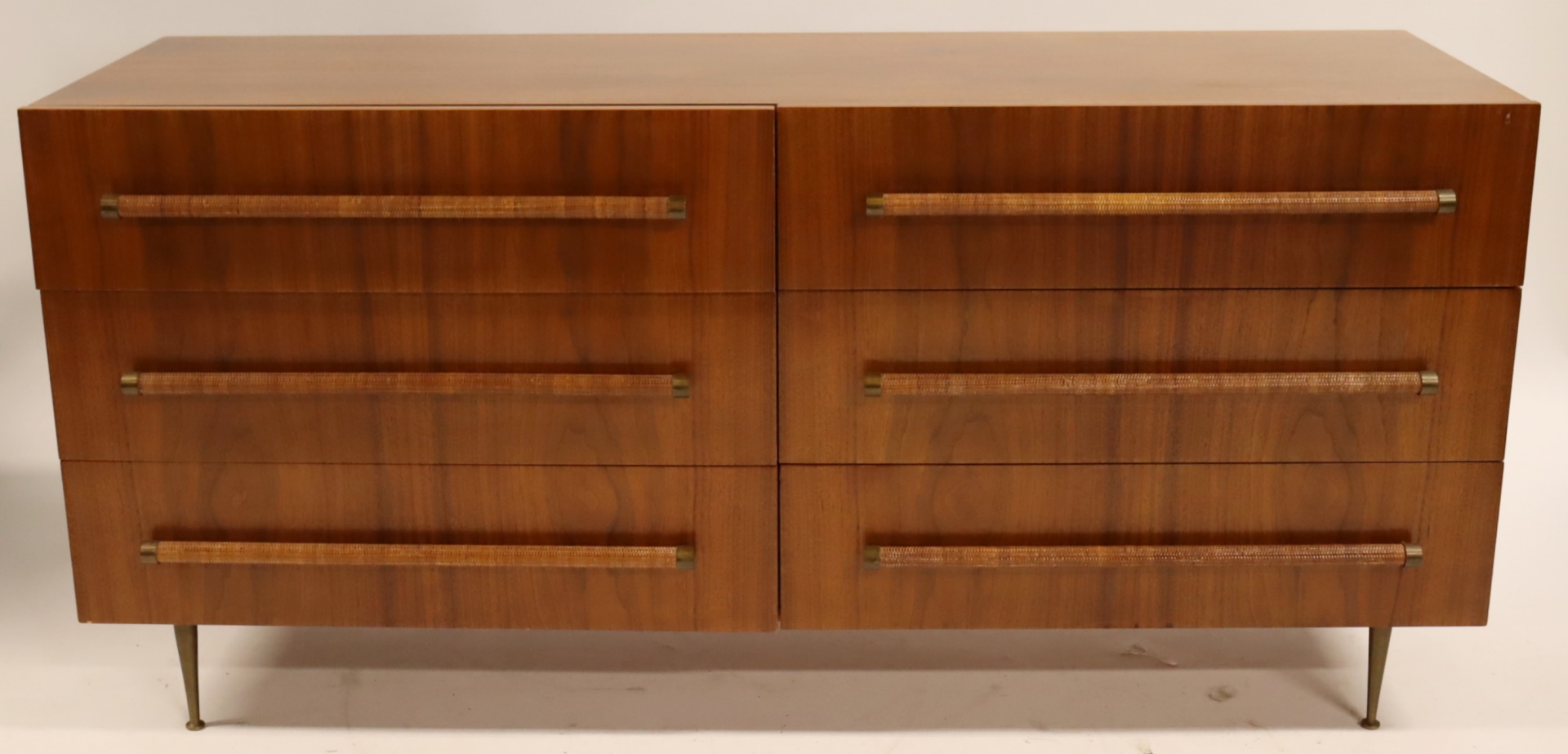 MIDCENTURY ROBSJOHN GIBBINGS DRESSER  3b6f47