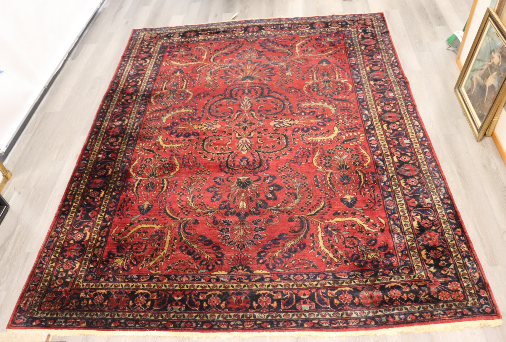 ANTIQUE FINELY HAND KNOTTED SAROUK