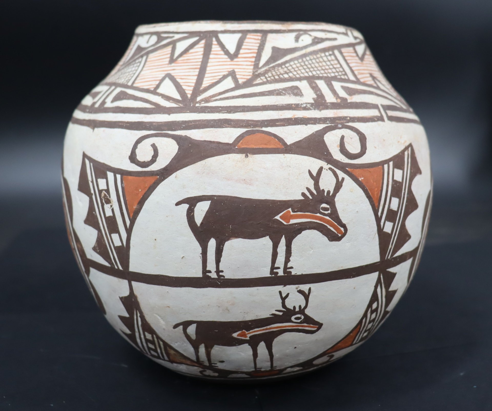 EARLY ZUNI CLAY POT. Apparently unsigned.