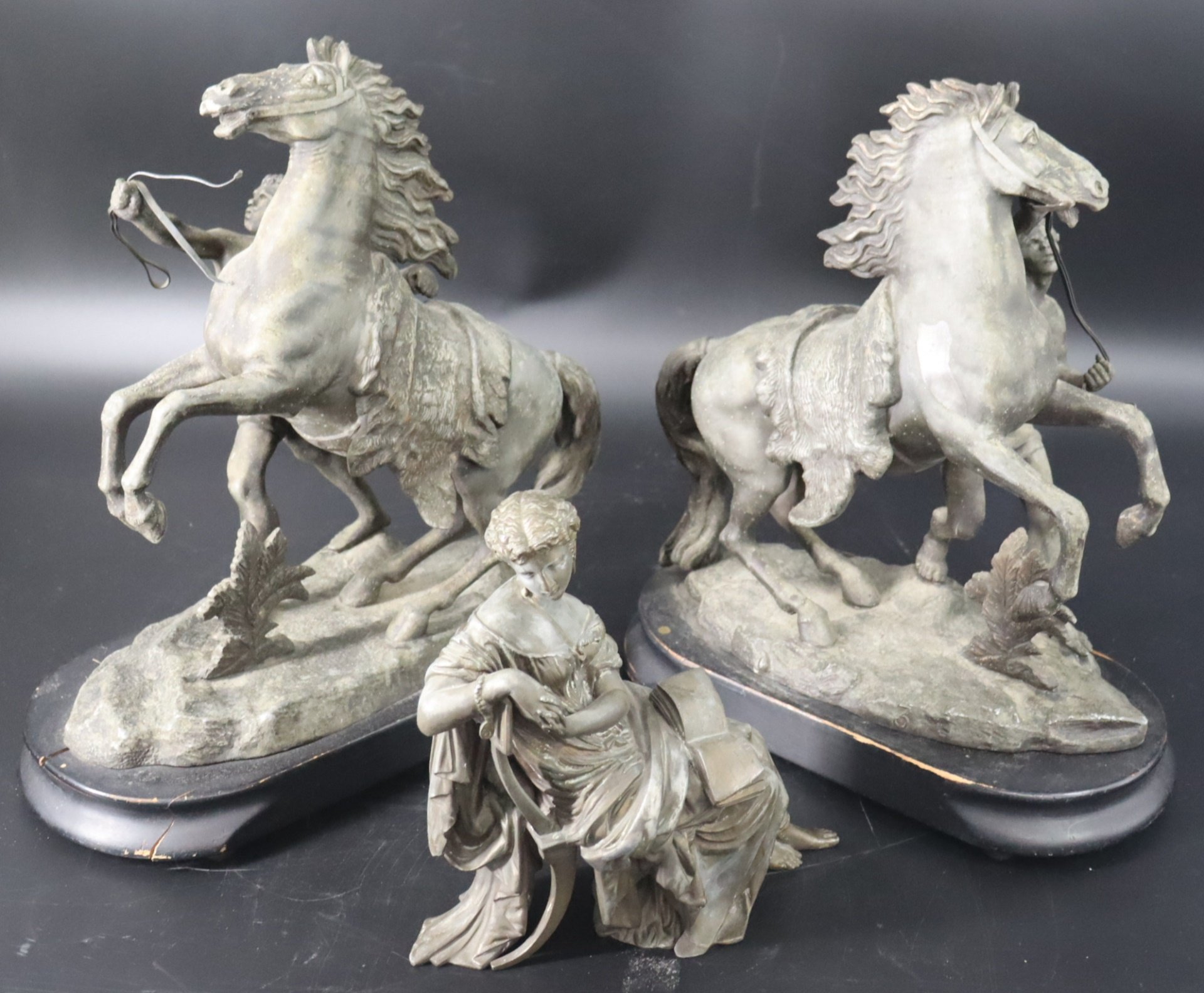 ANTIQUE METAL MARLY HORSES AND 3b72d2