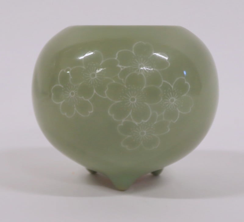 SIGNED KOREAN? CELADON JAR WITH