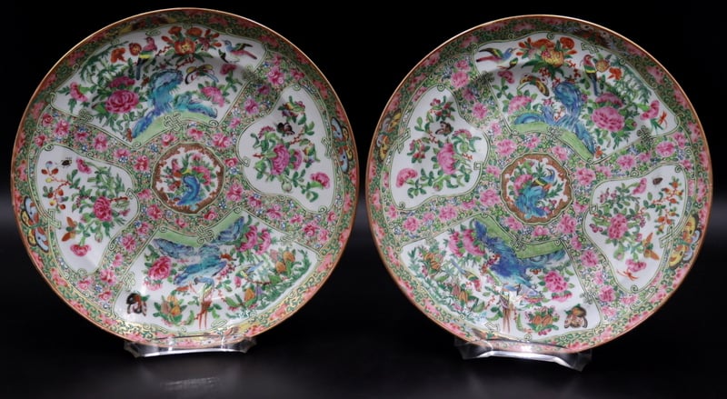 (2) CHINESE EXPORT ROSE MEDALLION
