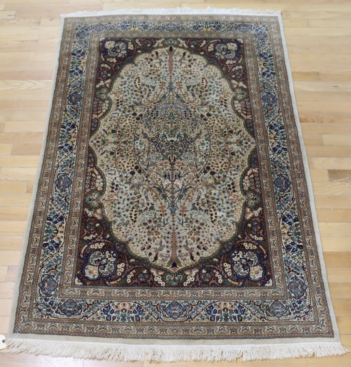 VINTAGE FINELY HAND KNOTTED KERMAN 3b7335