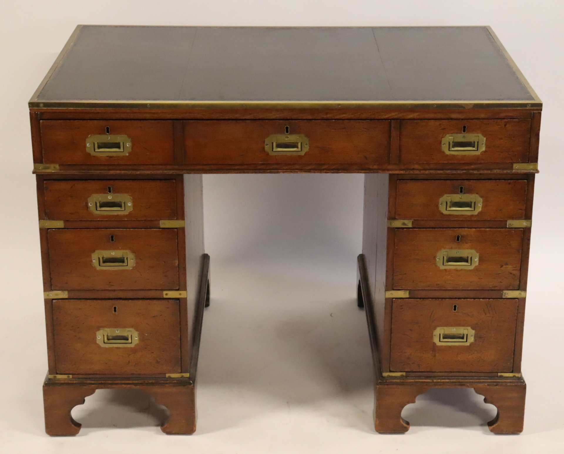 ANTIQUE CAMPAIGN STYLE LEATHERTOP DESK.