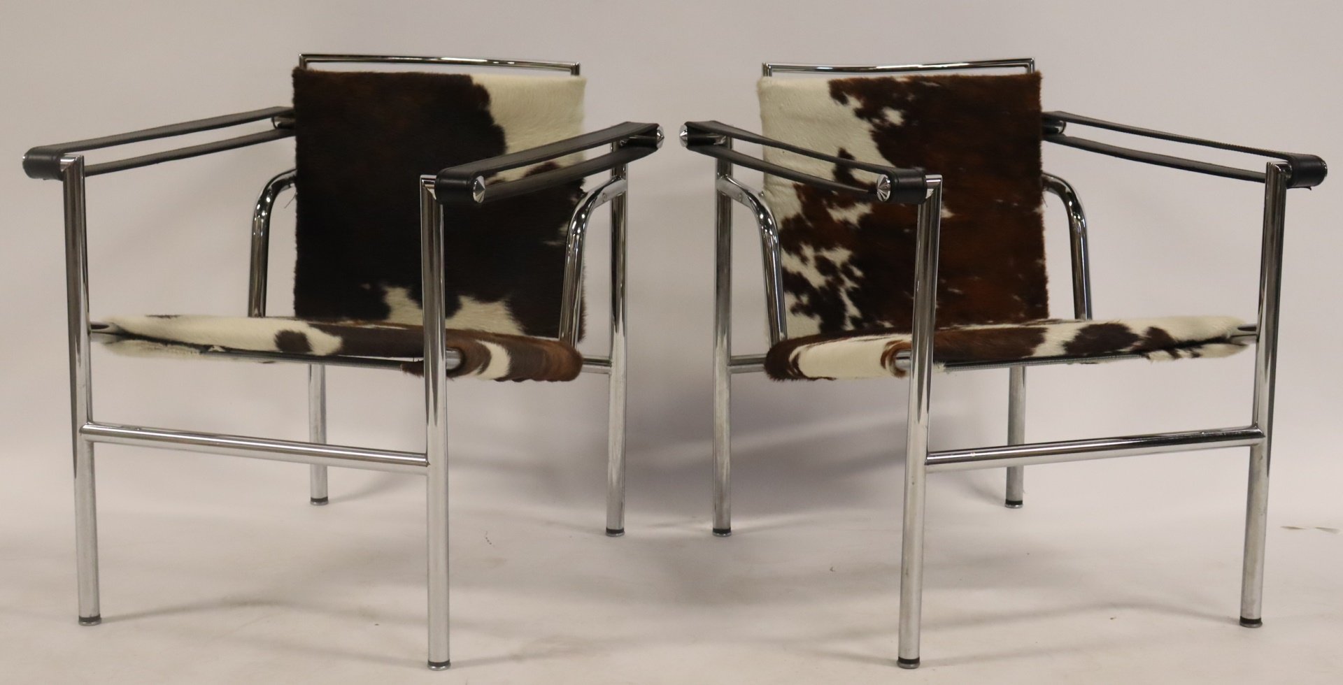 PAIR OF CORBUSIER STYLE CHROME 3b735f