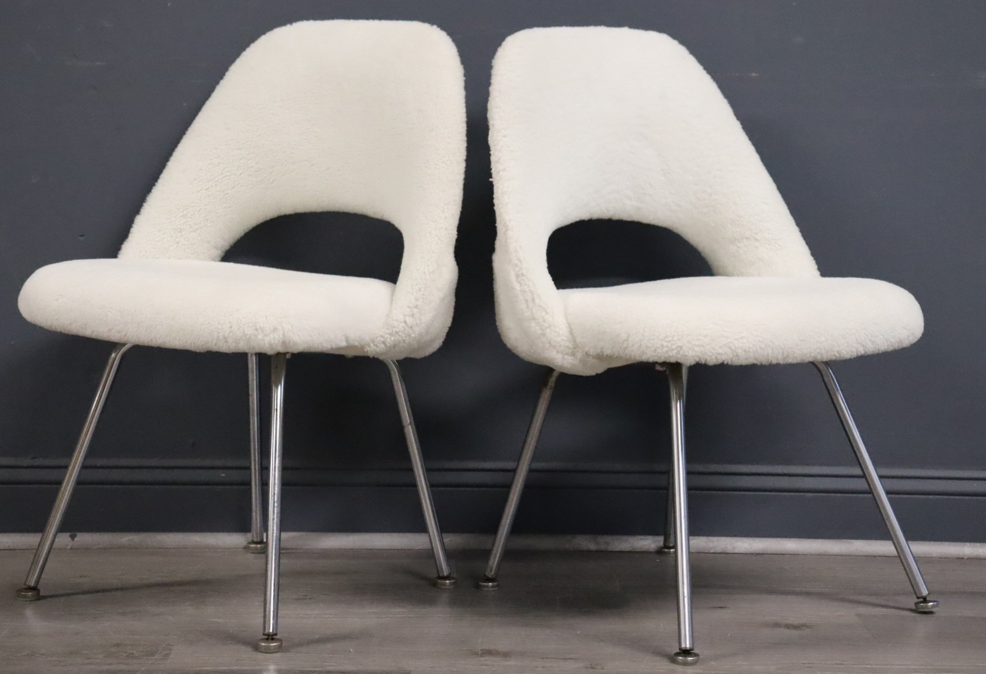 PR OF KNOLL /SAARINEN IBM CHAIRS.