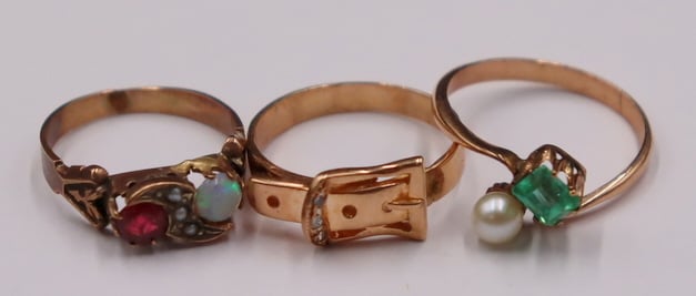 JEWELRY. (3) ASSORTED GOLD RINGS