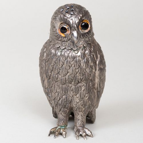 SILVERED METAL OWL FORM CASTER5 3b741a