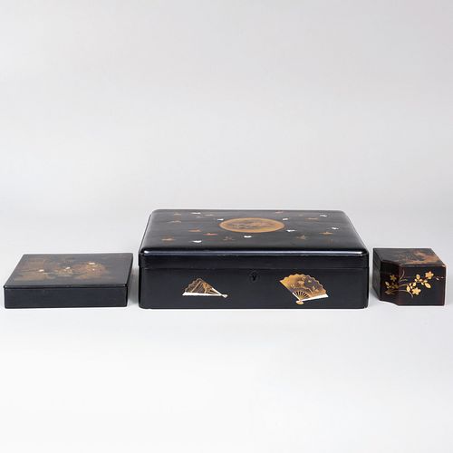 THREE JAPANESE LACQUER BOXESComprising A 3b744d