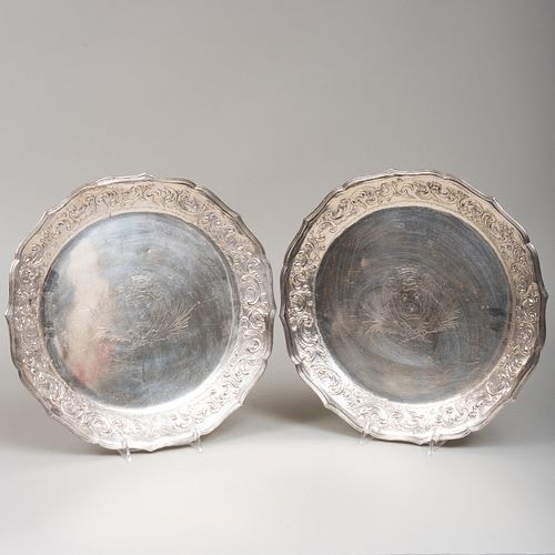 PAIR OF SILVER SALVERS POSSIBLY 3b74c8