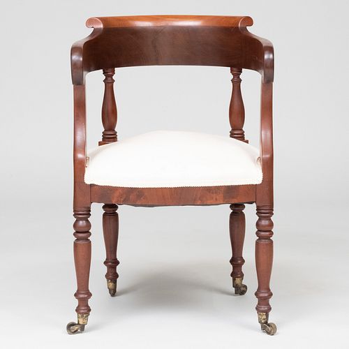 FEDERAL CARVED MAHOGANY DESK CHAIRRaised 3b76e6