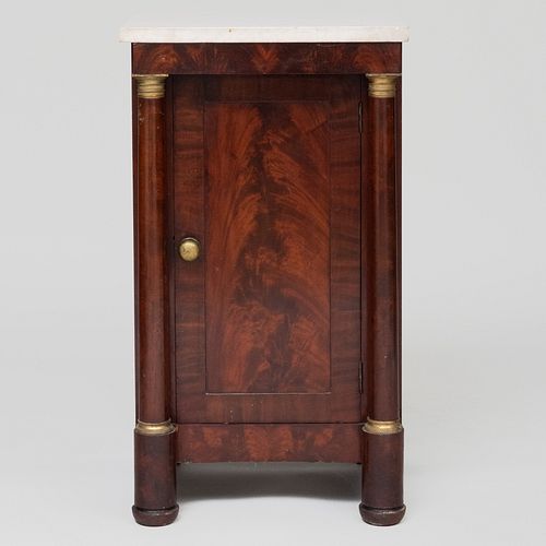 CLASSICAL MAHOGANY SERVING CABINETFitted 3b772d