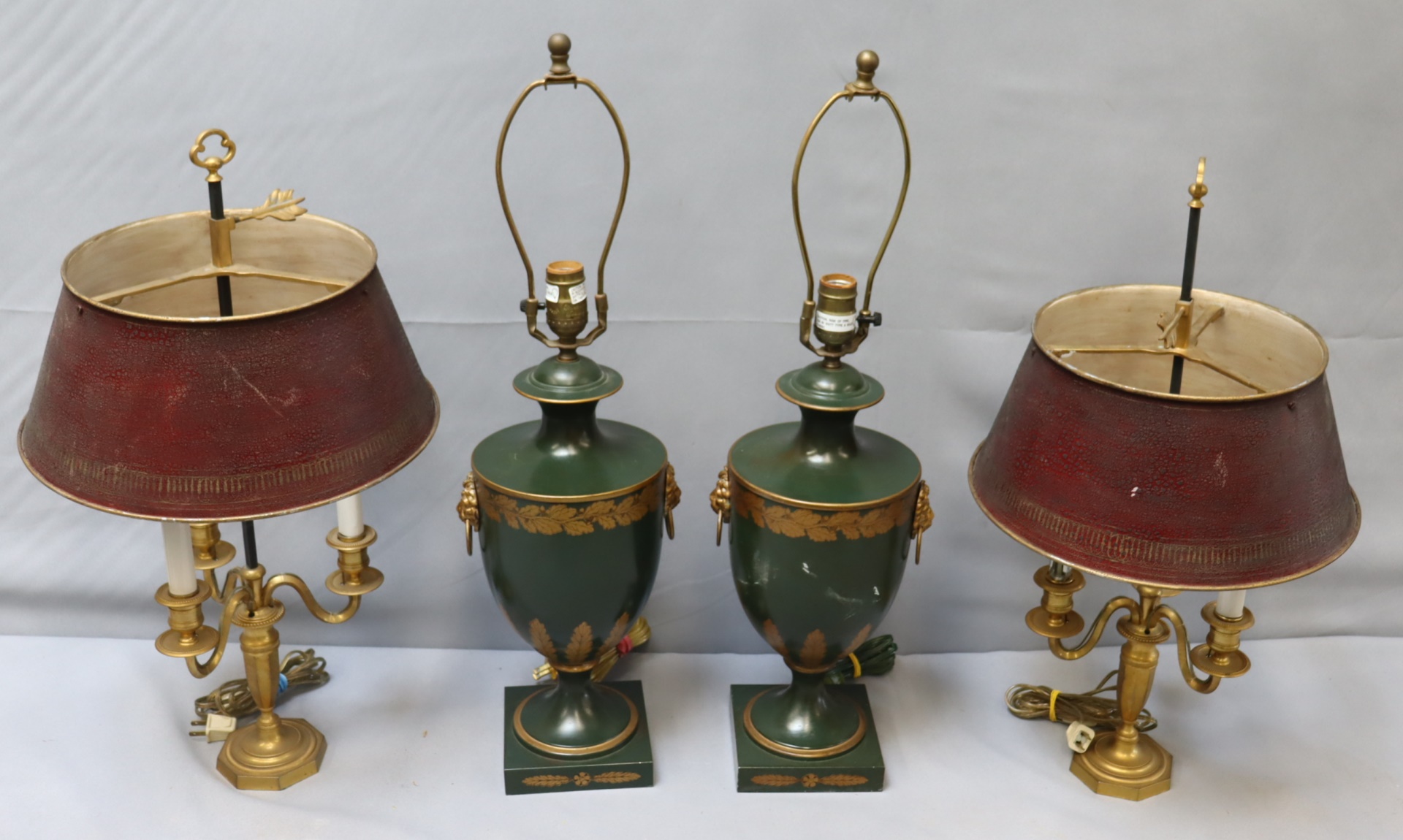 2 PAIRS OF VINTAGE TABLE LAMPS 3b7764