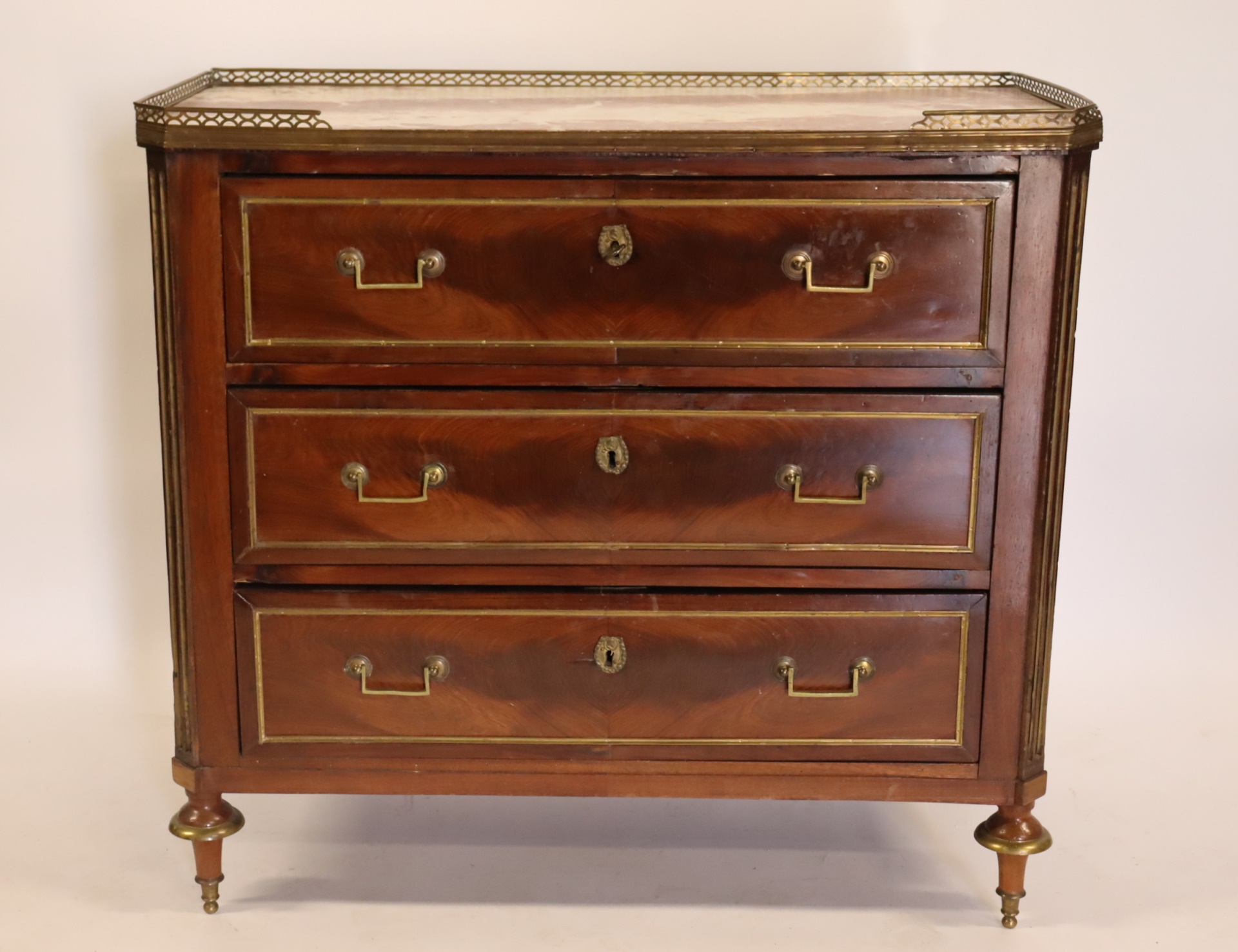 ANTIQUE LOUIS XV1 STYLE MARBLETOP