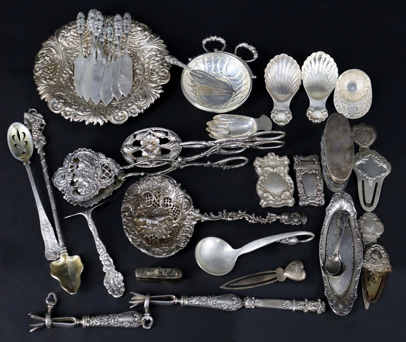 SILVER. ASSORTED GROUPING OF STERLING