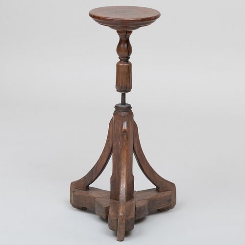 FRENCH WALNUT SCULPTURE STANDWith 3b7967