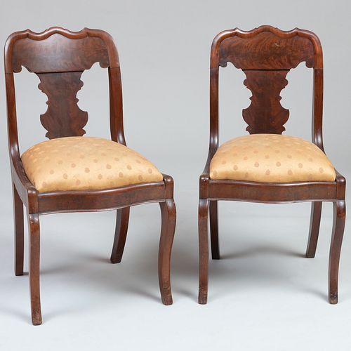 PAIR OF CLASSICAL MAHOGANY SIDE 3b79a9