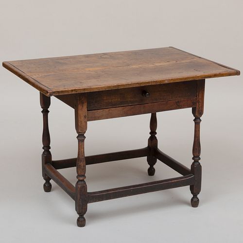 QUEEN ANNE FRUITWOOD TAVERN TABLEFitted